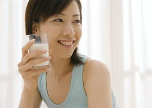 かまどか 上野店: 鶏素揚げ・肴・釜めしの優れた居酒屋